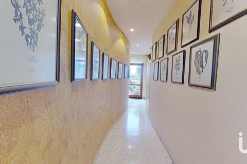 138 sq.m. commercial property for rent in Cunit, Tarragona, Catalonia, Spain № 5136 - photo 20