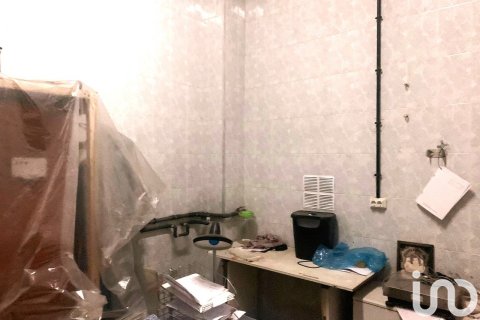 598 m² commercial property à louer à El Vendrell, Tarragona, Catalonia, Spain № 5135 - photo 9