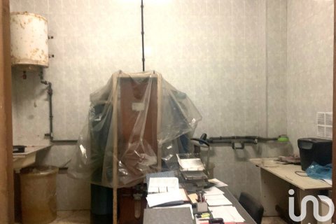 598 m² commercial property à louer à El Vendrell, Tarragona, Catalonia, Spain № 5135 - photo 10