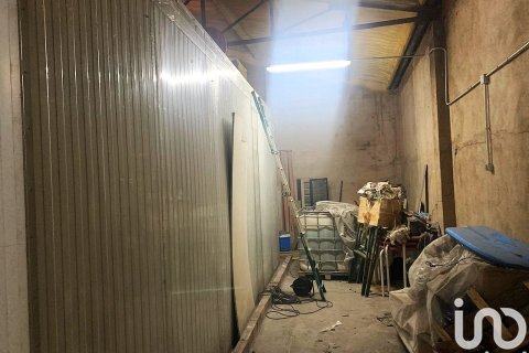 598 m² commercial property à louer à El Vendrell, Tarragona, Catalonia, Spain № 5135 - photo 15