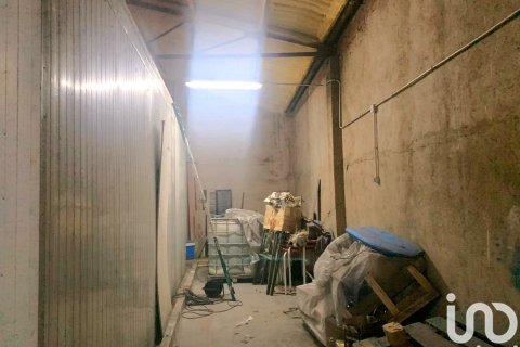 598 m² commercial property à louer à El Vendrell, Tarragona, Catalonia, Spain № 5135 - photo 17