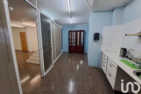 487 sq.m. commercial property for rent in Barcelona, Catalonia, Spain № 5138 - photo 24
