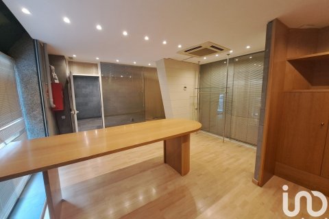 487 sq.m. commercial property for rent in Barcelona, Catalonia, Spain № 5138 - photo 5
