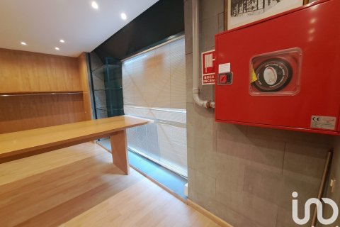 487 sq.m. commercial property for rent in Barcelona, Catalonia, Spain № 5138 - photo 6