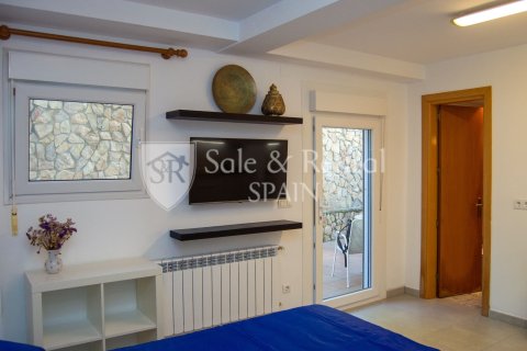 6 bedrooms house for sale in Lloret de Mar, Girona, Catalonia, Spain № 6700 - photo 23