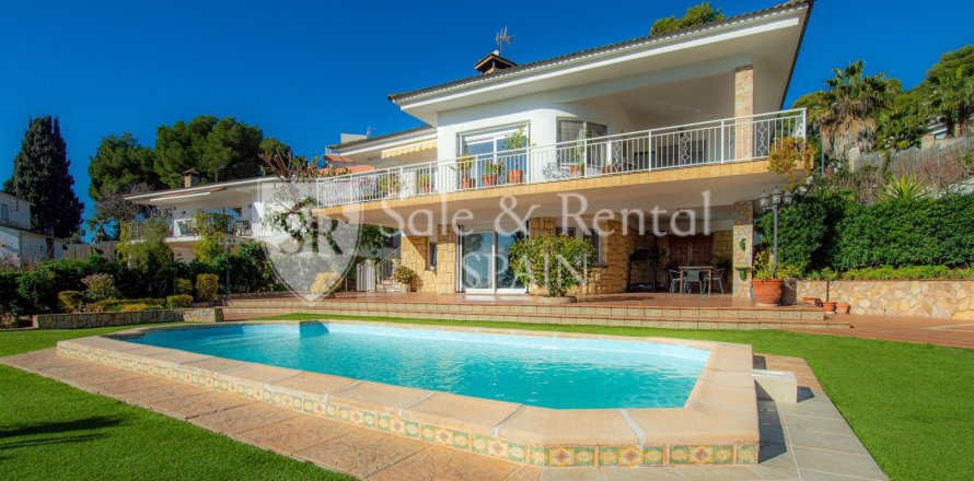 6 bedrooms house for sale in Lloret de Mar, Girona, Catalonia, Spain № 6700