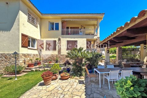 4 bedrooms house for sale in Lloret de Mar, Girona, Catalonia, Spain № 6702