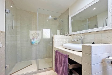 4 bedrooms house for sale in Lloret de Mar, Girona, Catalonia, Spain № 6702 - photo 21