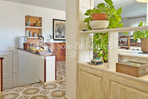 4 bedrooms house for sale in Lloret de Mar, Girona, Catalonia, Spain № 6702 - photo 5