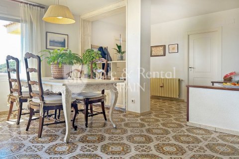 4 bedrooms house for sale in Lloret de Mar, Girona, Catalonia, Spain № 6702 - photo 8