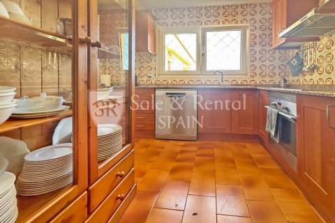 4 bedrooms house for sale in Lloret de Mar, Girona, Catalonia, Spain № 6702 - photo 14