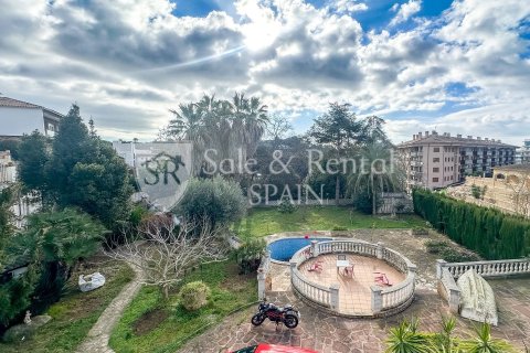 6 bedrooms house for sale in Lloret de Mar, Girona, Catalonia, Spain № 6704 - photo 25