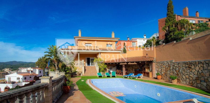 5 bedrooms house for sale in Tossa de Mar, Girona, Catalonia, Spain № 6703
