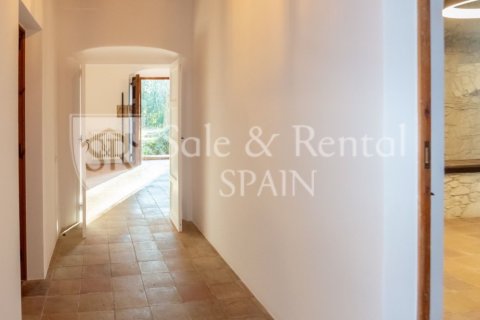 6 bedrooms house for sale in Llagostera, Girona, Catalonia, Spain № 6701 - photo 13