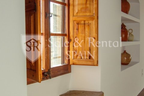 6 bedrooms house for sale in Llagostera, Girona, Catalonia, Spain № 6701 - photo 25