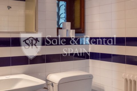6 bedrooms house for sale in Llagostera, Girona, Catalonia, Spain № 6701 - photo 16