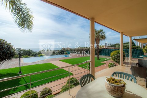 6 bedrooms house for sale in Lloret de Mar, Girona, Catalonia, Spain № 6699 - photo 19