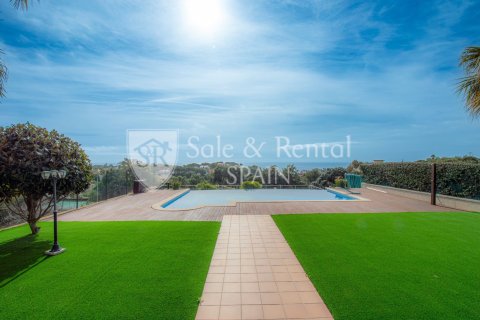 6 bedrooms house for sale in Lloret de Mar, Girona, Catalonia, Spain № 6699 - photo 24