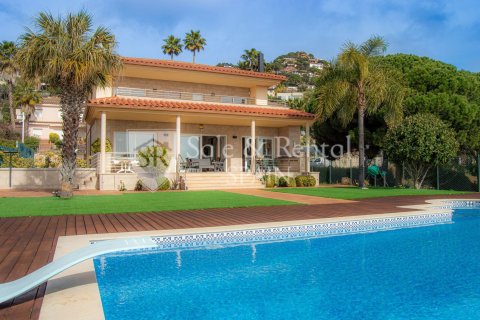 6 bedrooms house for sale in Lloret de Mar, Girona, Catalonia, Spain № 6699 - photo 2