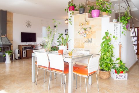 6 bedrooms house for sale in Lloret de Mar, Girona, Catalonia, Spain № 6699 - photo 10