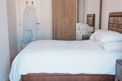 Apartamento de 3 dormitorios en venta en Barcelona, Cataluña, Spain № 6801 - foto 3
