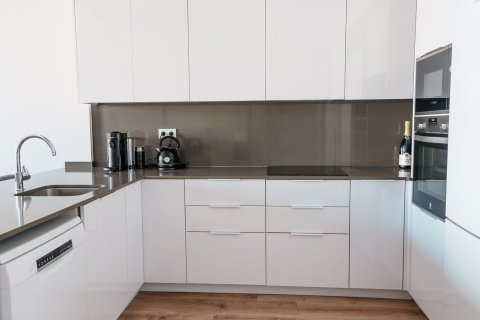 Apartamento de 3 dormitorios en venta en Barcelona, Cataluña, Spain № 6801 - foto 15