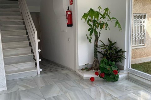 Apartamento de 3 dormitorios en venta en Calafell, Tarragona, Cataluña, Spain № 6802 - foto 9