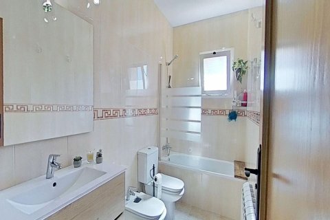 Сasa de 4 dormitorios en venta en Calafell, Tarragona, Cataluña, Spain № 6799 - foto 22