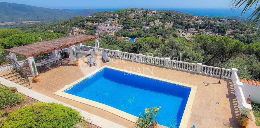 6 bedrooms house for sale in Lloret de Mar, Girona, Catalonia, Spain № 7218