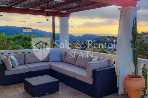 6 bedrooms house for sale in Lloret de Mar, Girona, Catalonia, Spain № 7218 - photo 9