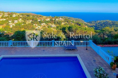 6 bedrooms house for sale in Lloret de Mar, Girona, Catalonia, Spain № 7218 - photo 28