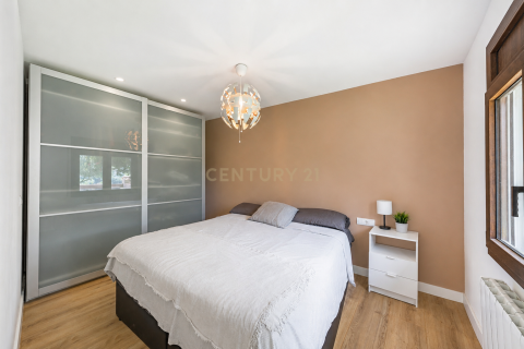 2 bedrooms house for sale in Sant Cugat Del Valles, Barcelona, Catalonia, Spain № 7221 - photo 14