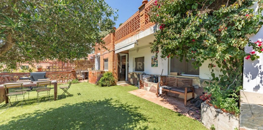 2 bedrooms house for sale in Sant Cugat Del Valles, Barcelona, Catalonia, Spain № 7221