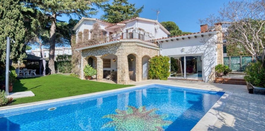 5 bedrooms house for sale in S'Agaro, Girona, Catalonia, Spain № 7217