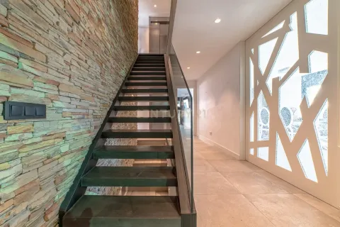 Купить дом в Санта-Колома-де-Граменет, Испания с 5 спален, 694м², № 7219 - фото 18