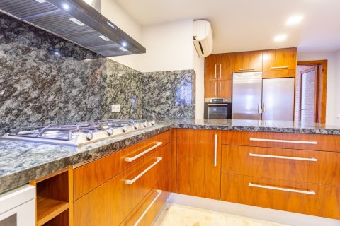 Купить дом в Камбрильс, Испания с 4 спальни, 377м², № 5694 - фото 10