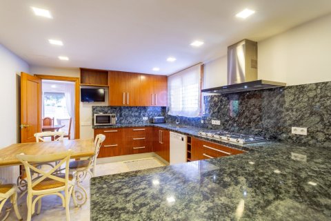 Купить дом в Камбрильс, Испания с 4 спальни, 377м², № 5694 - фото 15