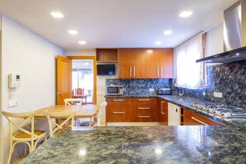 Купить дом в Камбрильс, Испания с 4 спальни, 377м², № 5694 - фото 16
