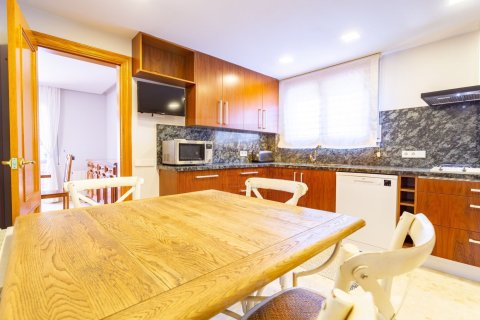 Купить дом в Камбрильс, Испания с 4 спальни, 377м², № 5694 - фото 13