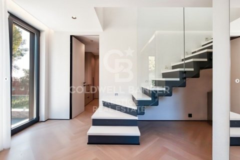 5 bedrooms villa for sale in Castelldefels, Barcelona, Catalonia, Spain № 5693 - photo 17