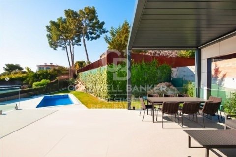 5 bedrooms villa for sale in Castelldefels, Barcelona, Catalonia, Spain № 5693 - photo 3