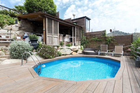 5 chambres villa à vendre à Esplugues de Llobregat, Barcelona, Catalonia, Spain № 4425