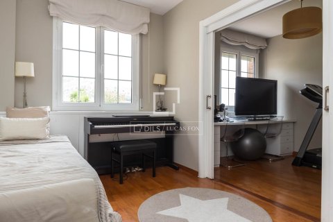 5 chambres villa à vendre à Esplugues de Llobregat, Barcelona, Catalonia, Spain № 4425 - photo 12