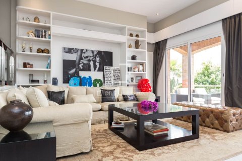 5 chambres villa à vendre à Esplugues de Llobregat, Barcelona, Catalonia, Spain № 4425 - photo 26