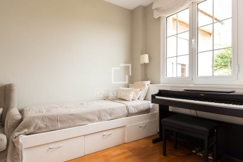 5 chambres villa à vendre à Esplugues de Llobregat, Barcelona, Catalonia, Spain № 4425 - photo 14