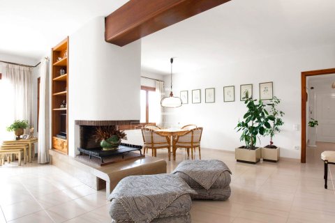 5 chambres villa à vendre à Sant Pol de Mar, Barcelona, Catalonia, Spain № 4428 - photo 4