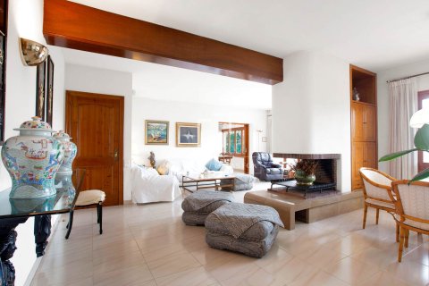 5 chambres villa à vendre à Sant Pol de Mar, Barcelona, Catalonia, Spain № 4428 - photo 15