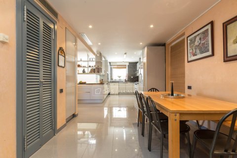 8 chambres villa à vendre à Esplugues de Llobregat, Barcelona, Catalonia, Spain № 4427 - photo 16