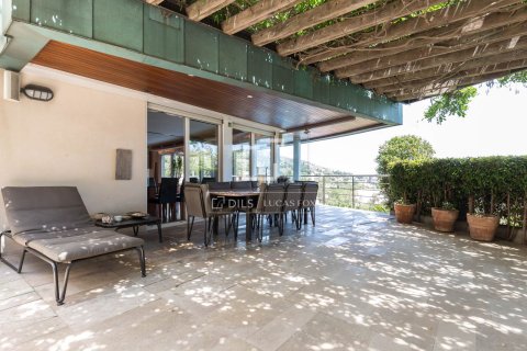 8 chambres villa à vendre à Esplugues de Llobregat, Barcelona, Catalonia, Spain № 4427 - photo 18