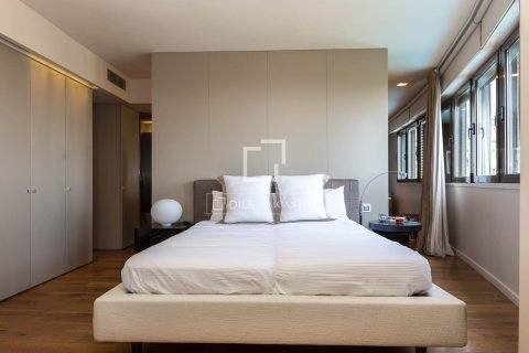 8 chambres villa à vendre à Esplugues de Llobregat, Barcelona, Catalonia, Spain № 4427 - photo 25